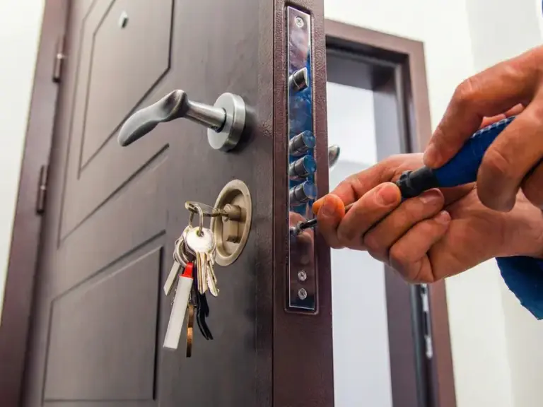 Porta blindada em Palmas – instalação e manutenção